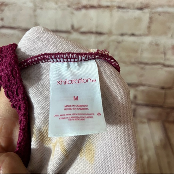 Xhilaration Maroon knit bathing suit size medium - Picture 4 of 7